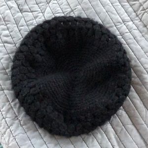H&M knitted beret 🖤